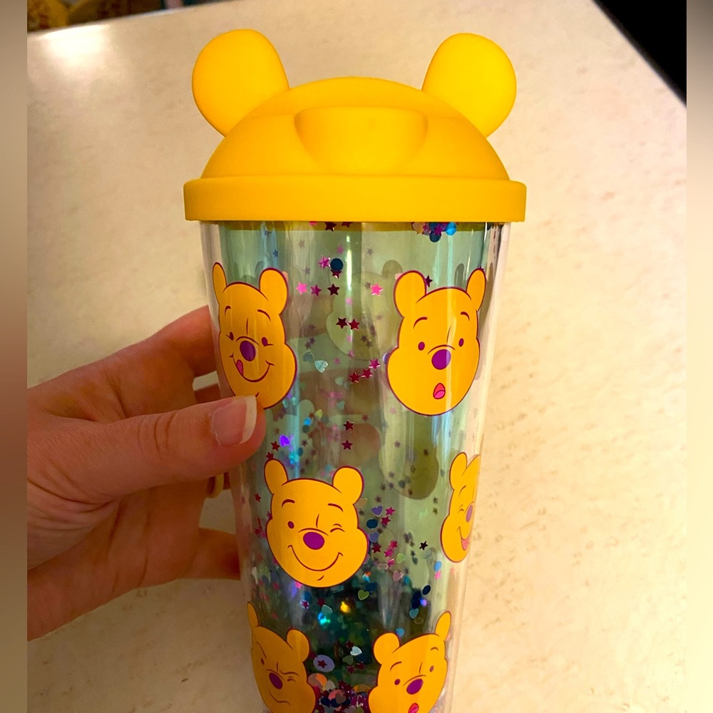 Cute Disney Pooh Bear Glitter Tumbler